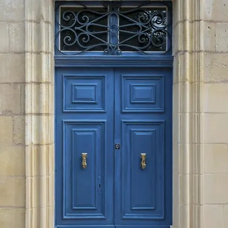 Hastings * Valletta